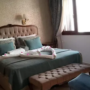 Deniz Yıldızı Butik Siğacık